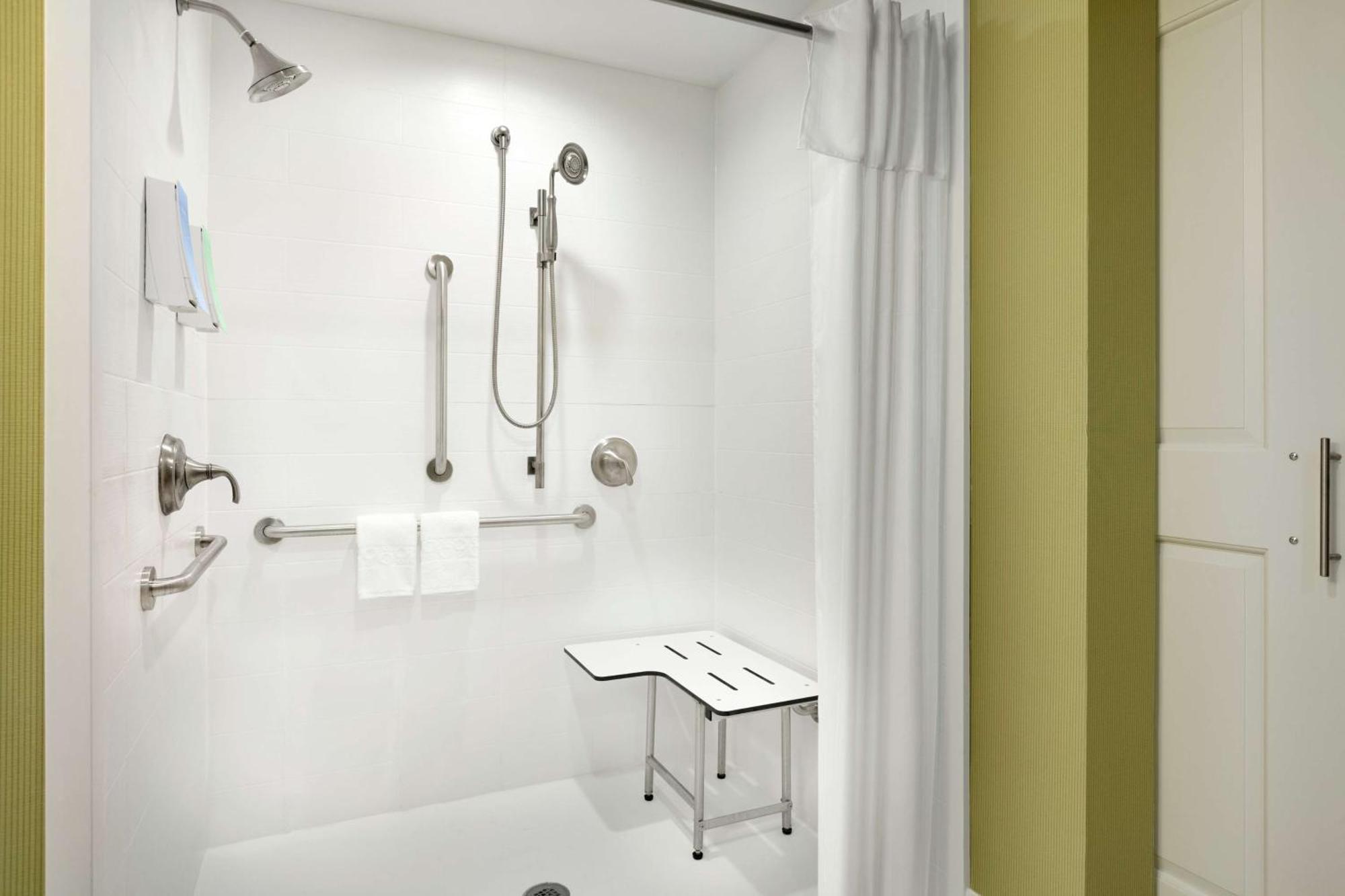 Home2 Suites By Hilton El Paso Airport Εξωτερικό φωτογραφία